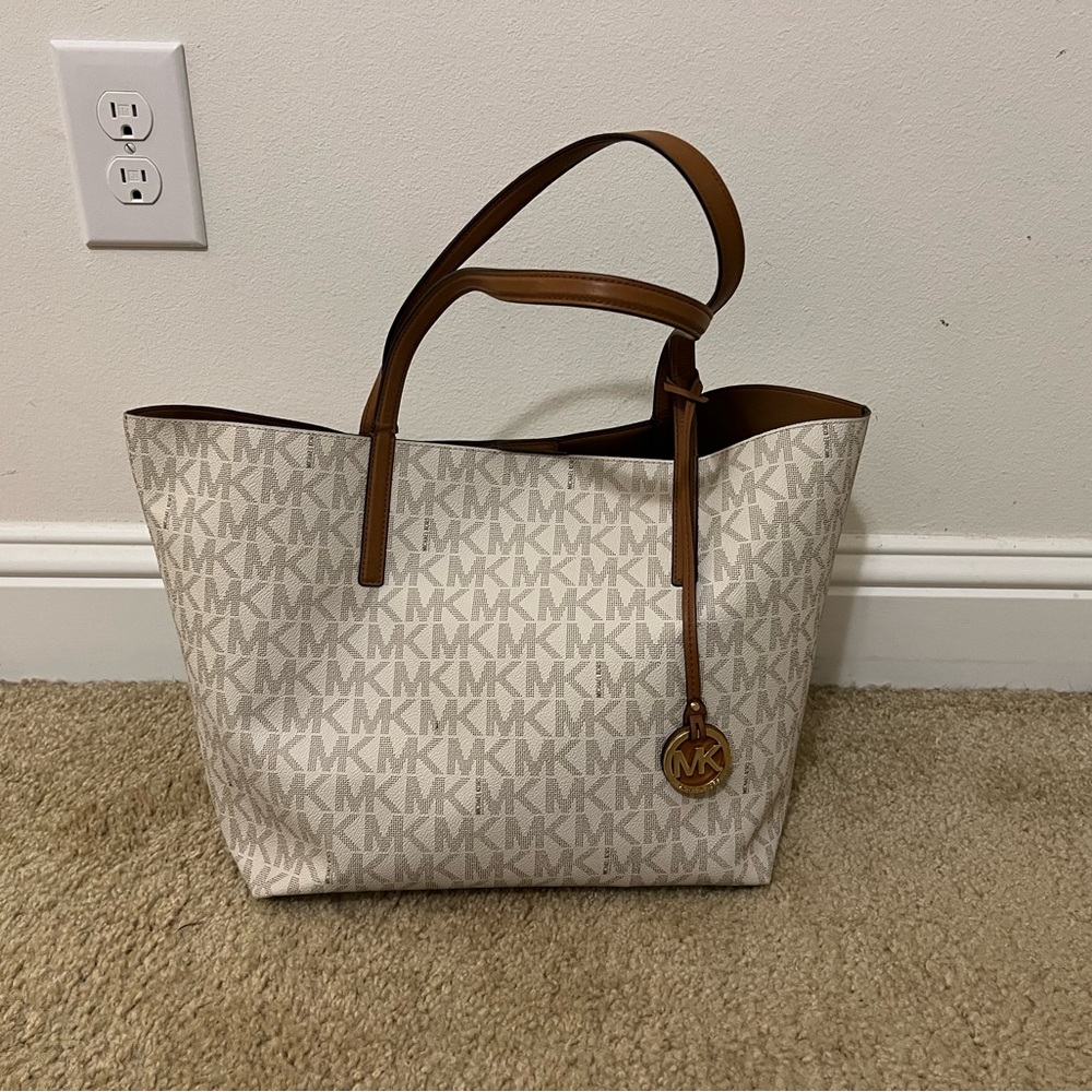 Michael Kors Monogram Tote Bag in Cream and Brown